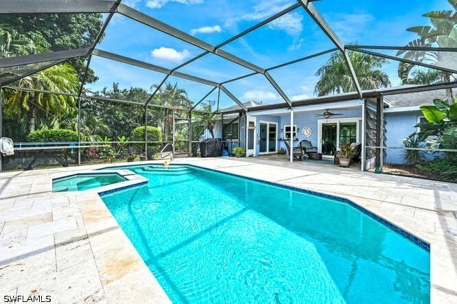 3 Bed Pool Home for Sale in Villa Bonita, photo 32