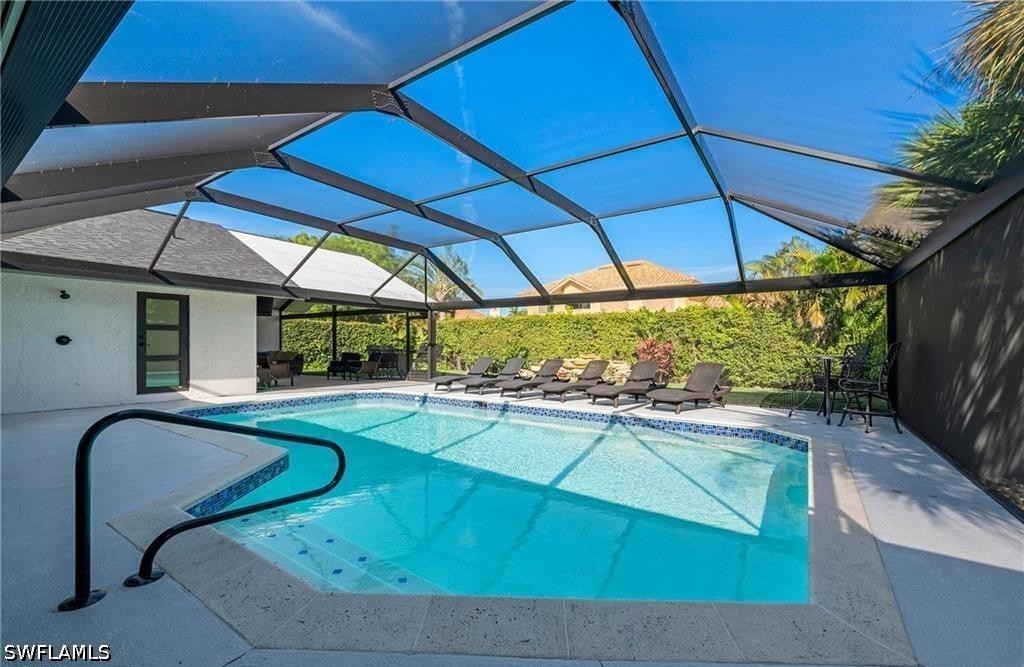 3 Bed Pool Home for Sale in Kings Lake, photo 32