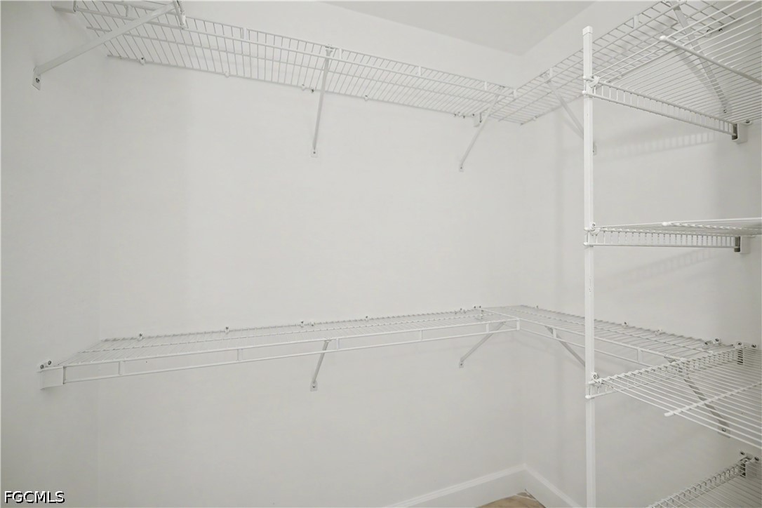 3 Bed SingleFamilyResidence for Sale in Cape Coral, photo 32