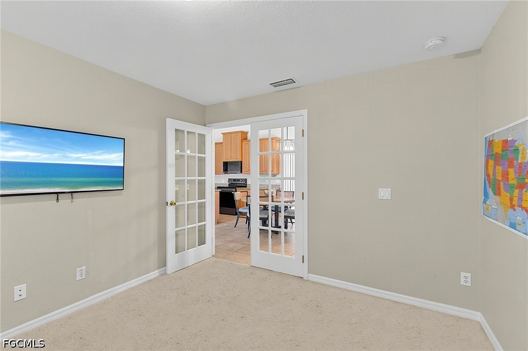 4 Bed SingleFamilyResidence for Sale in Lehigh Acres, photo 32