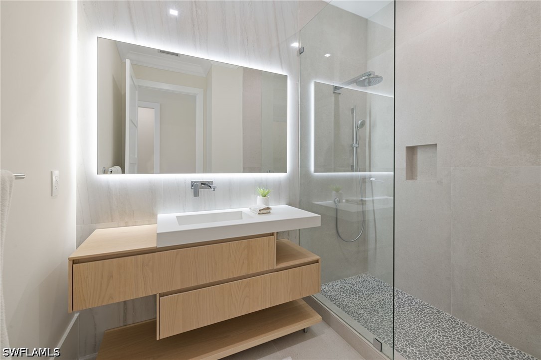 5 Bed Pool Home for Sale in Moorings, photo 32