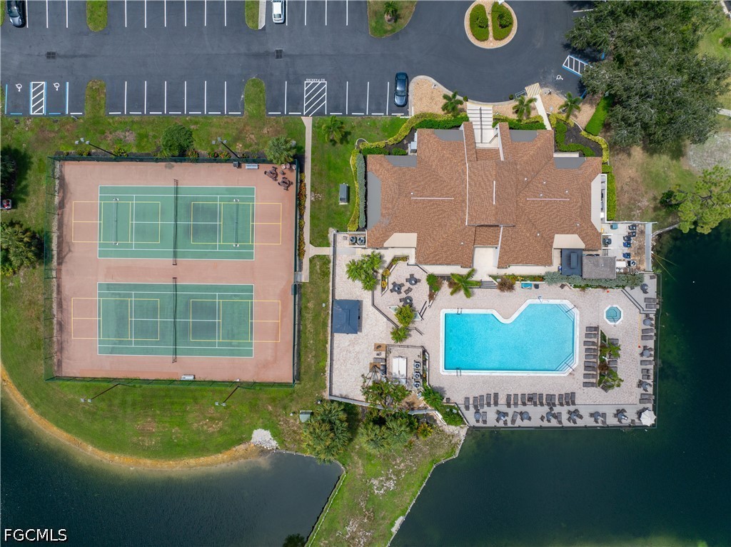 2 Bed Waterfront Home for Sale in Fort Myers, photo 32