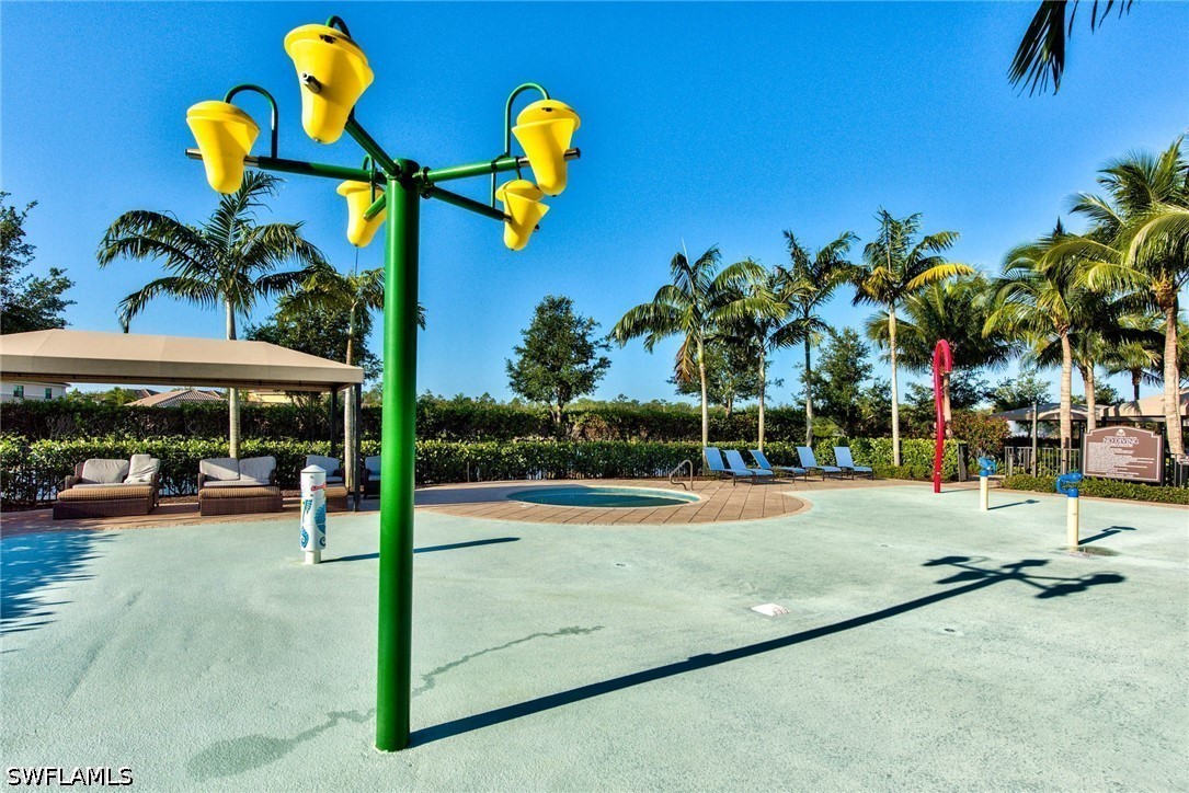 3 Bed SingleFamilyResidence for Sale in Naples, photo 32