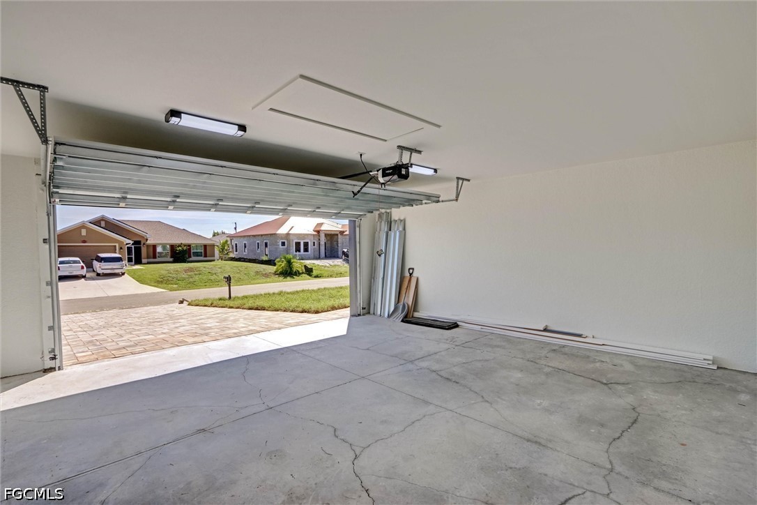 4 Bed Waterfront Home for Sale in Gator Circle, photo 32