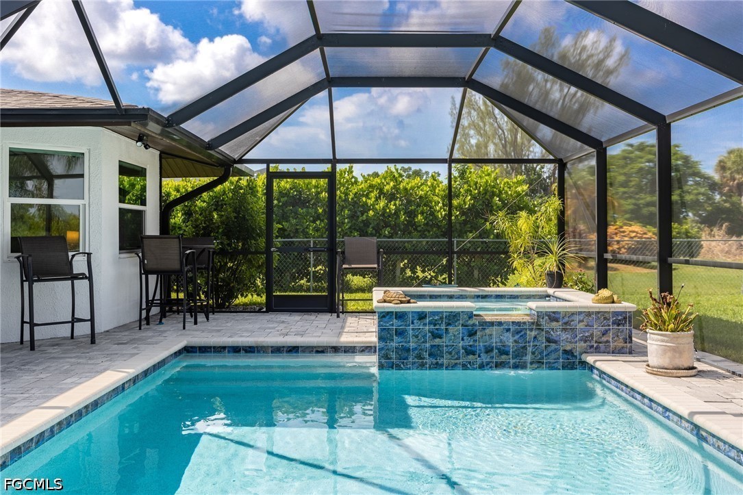 2 Bed Pool Home for Sale in Cape Coral, photo 32