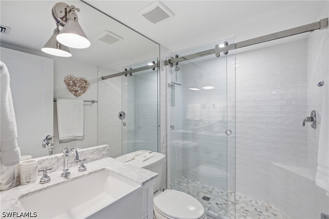 2 Bed Waterfront Home for Sale in Ambassador Condo, photo 32