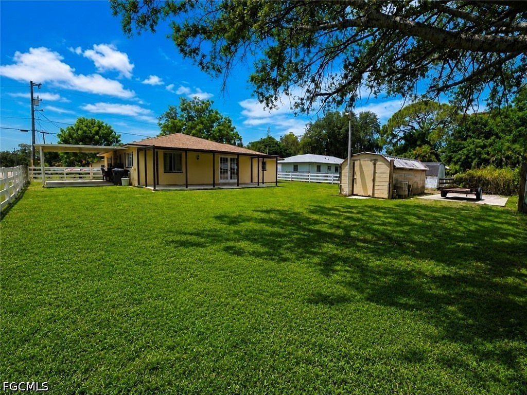 3 Bed SingleFamilyResidence for Sale in North Fort Myers, photo 32