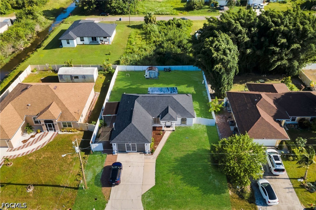 3 Bed SingleFamilyResidence for Sale in Lehigh Acres, photo 32