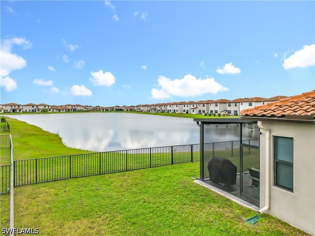 4 Bed Waterfront Home for Sale in Silverwood, photo 32