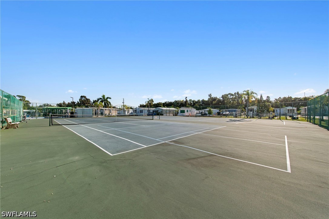1 Bed ManufacturedHome for Sale in Estero, photo 32