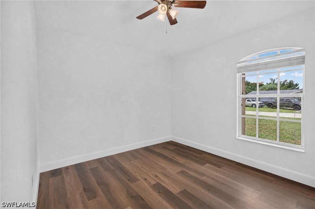 3 Bed SingleFamilyResidence for Sale in San Carlos Park, photo 32