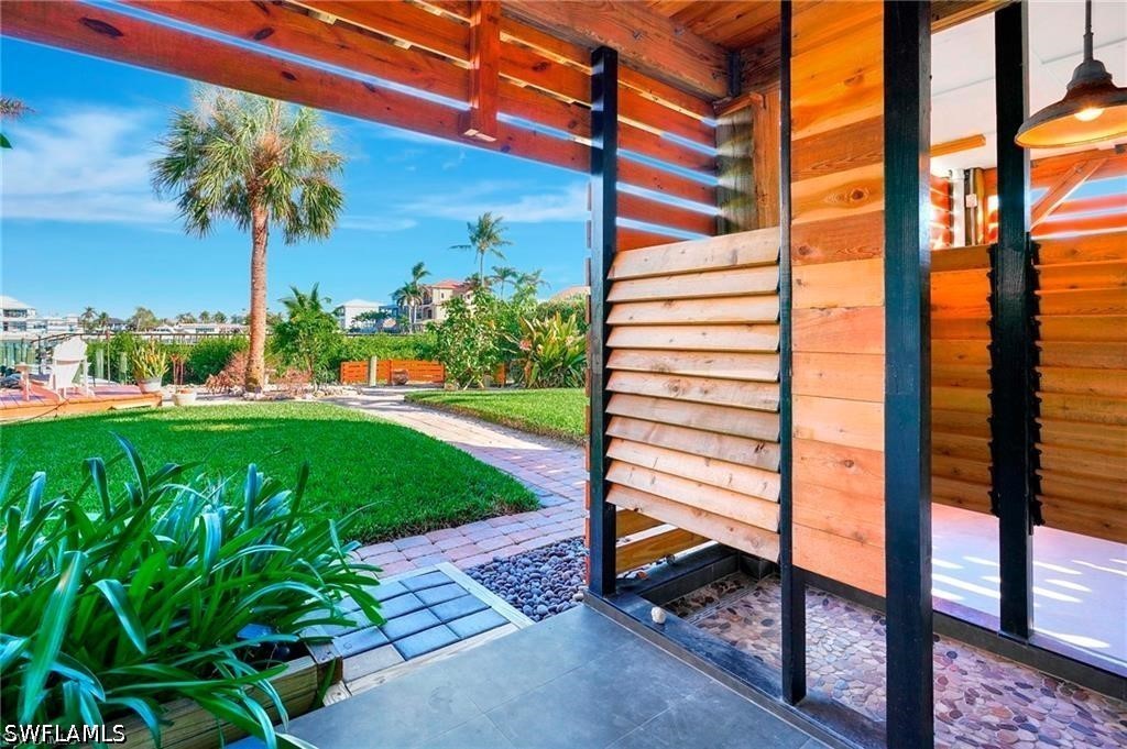 3 Bed Waterfront Home for Sale in Naples, photo 32
