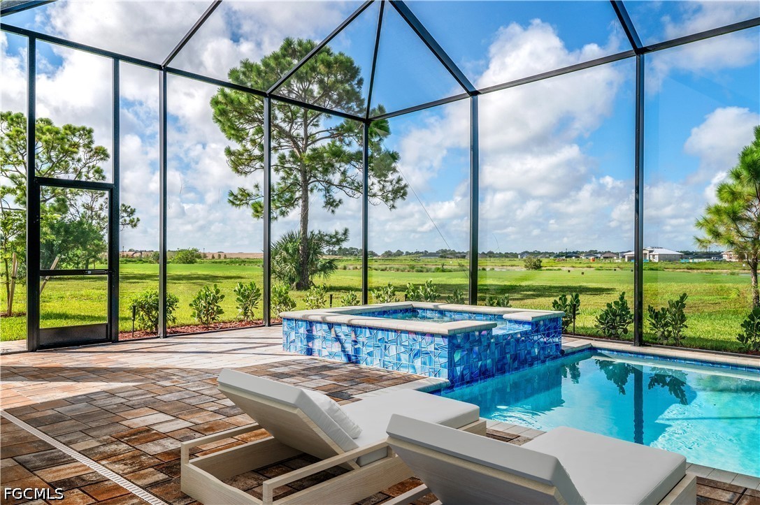3 Bed Pool Home for Sale in Country Club, photo 32