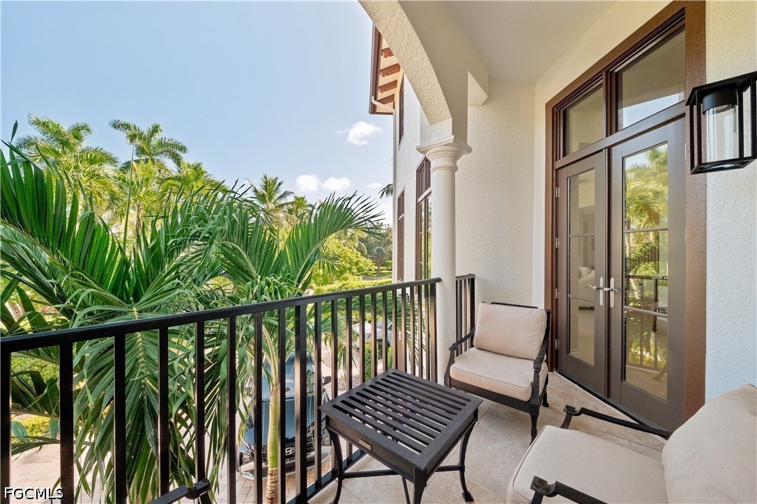 3 Bed Condominium for Sale in Bella Vita, photo 32