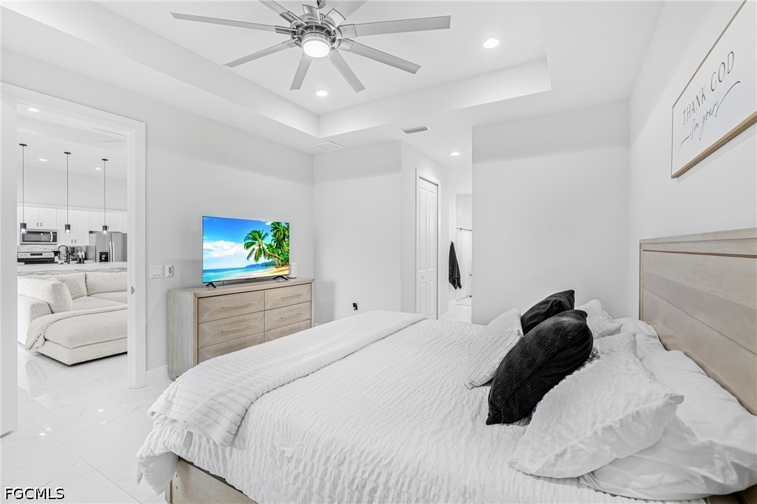3 Bed SingleFamilyResidence for Sale in Cape Coral, photo 32