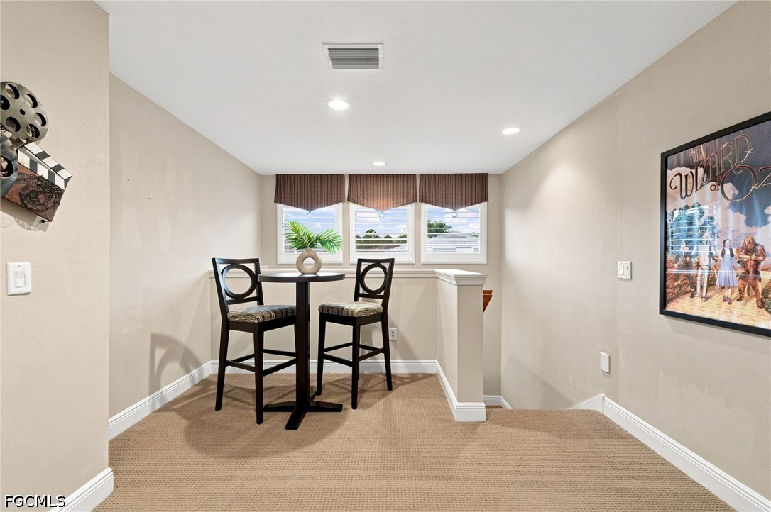3 Bed Pool Home for Sale in Country Club, photo 32