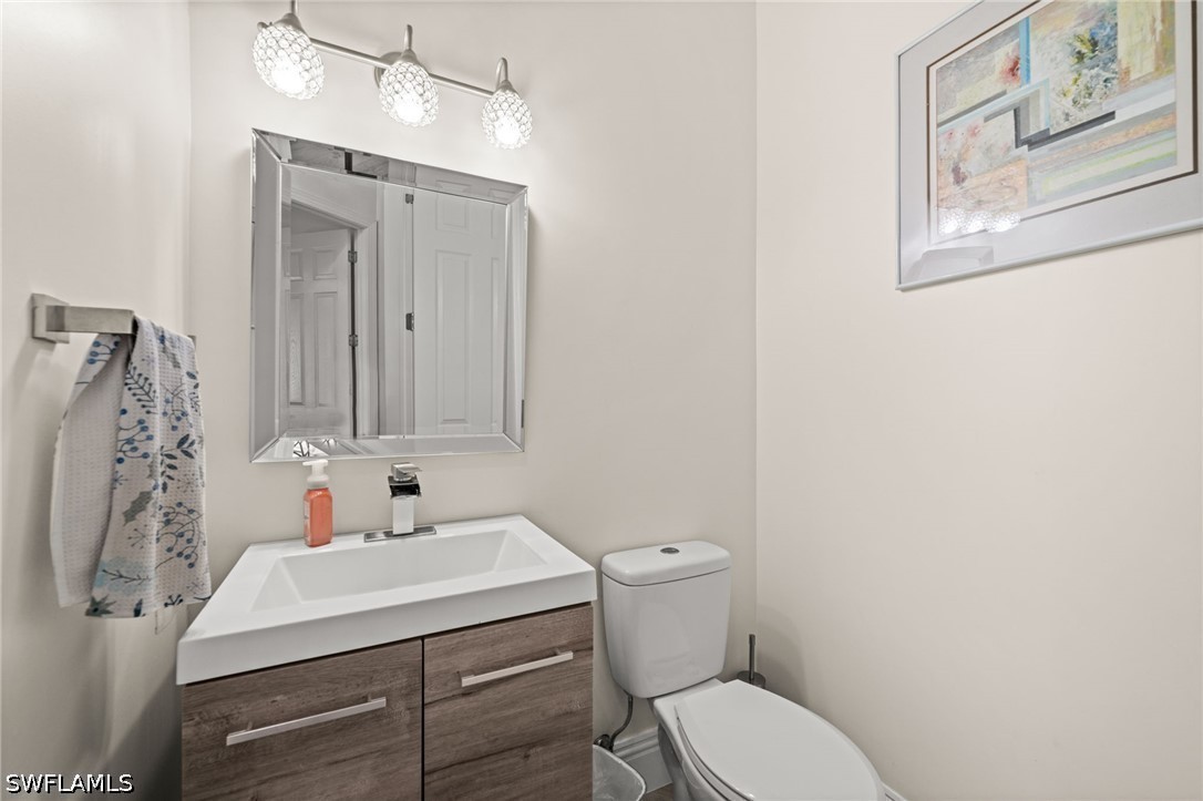 5 Bed SingleFamilyResidence for Sale in Belle Lago, photo 32