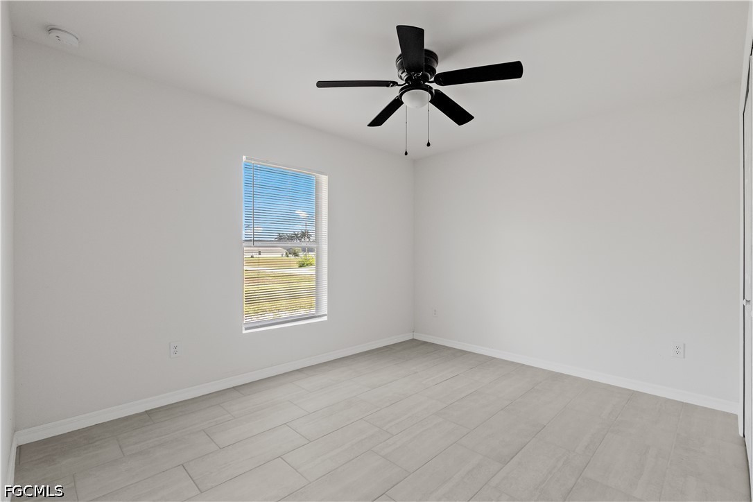 3 Bed Waterfront Home for Sale in Cape Coral, photo 32