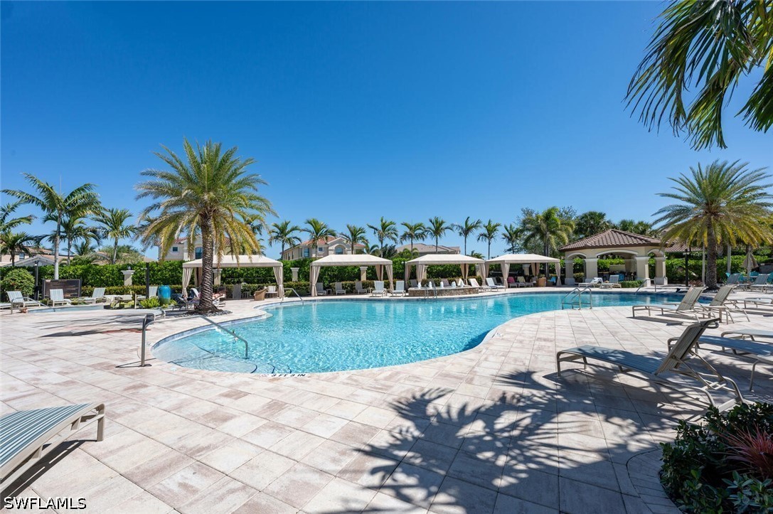 2 Bed Waterfront Home for Sale in Naples, photo 32