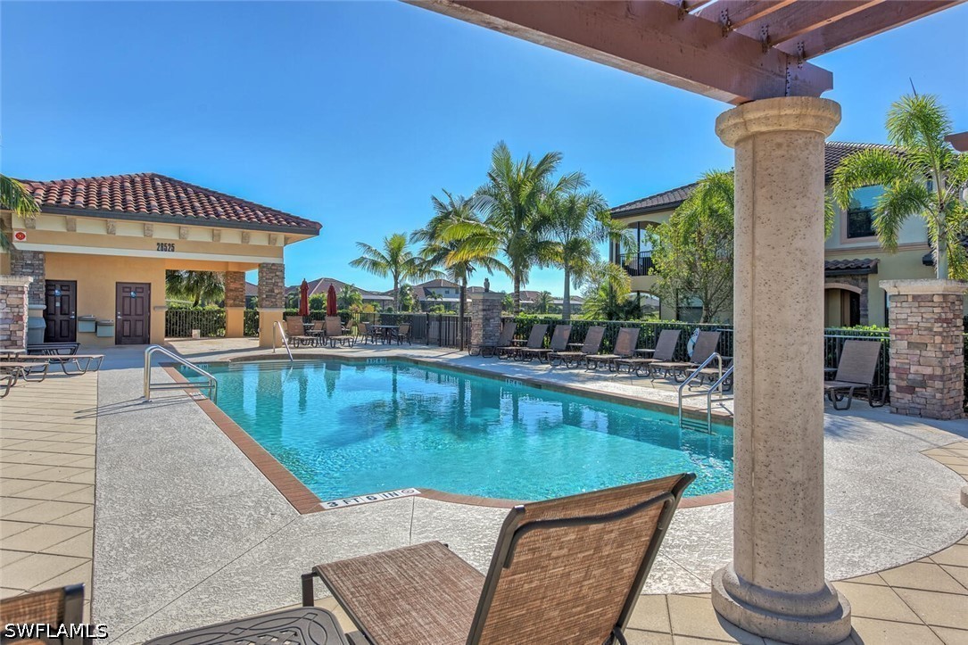 2 Bed Waterfront Home for Sale in Bonita Springs, photo 32