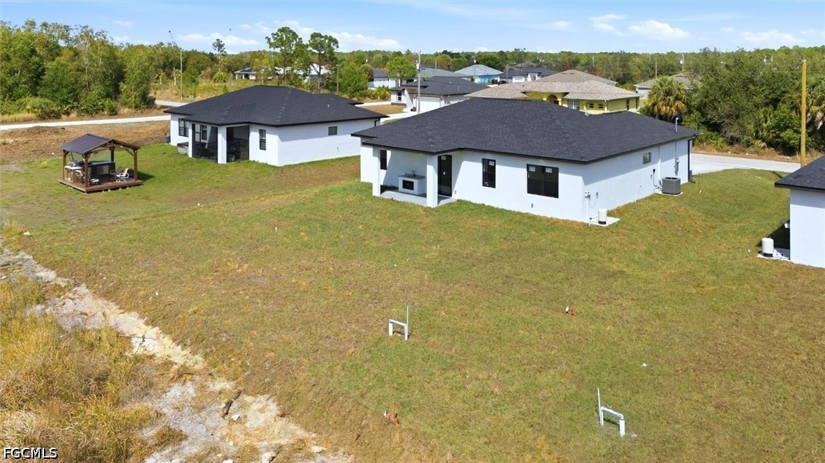 3 Bed SingleFamilyResidence for Sale in Lehigh Acres, photo 32