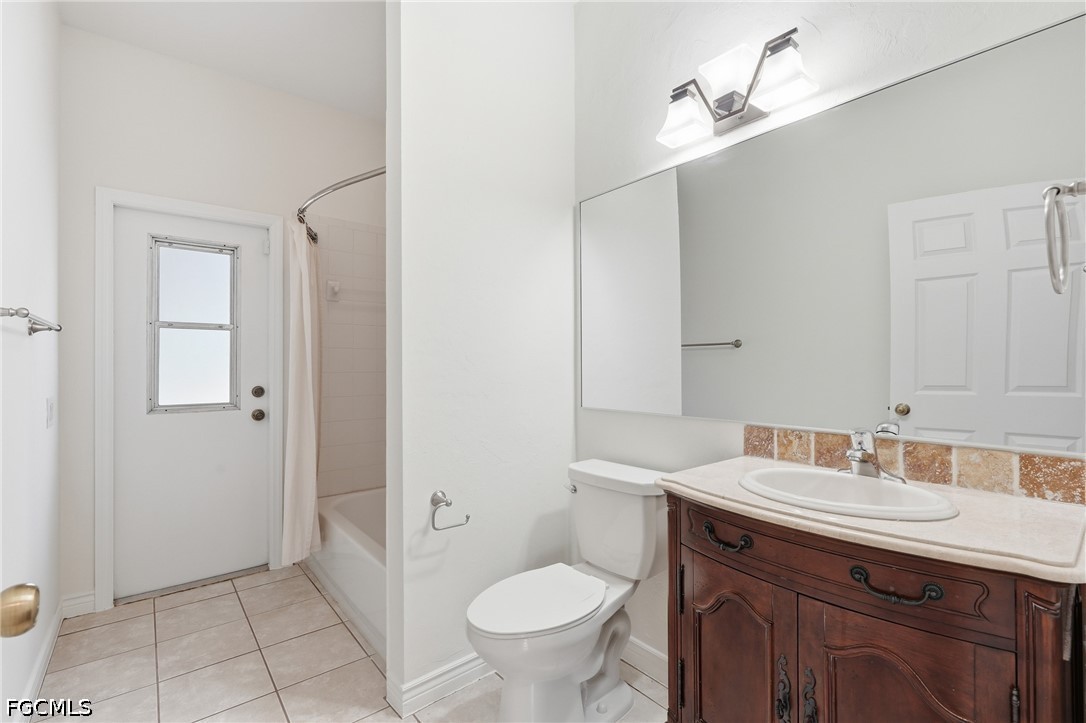 4 Bed Pool Home for Sale in Pinewood Lakes, photo 32