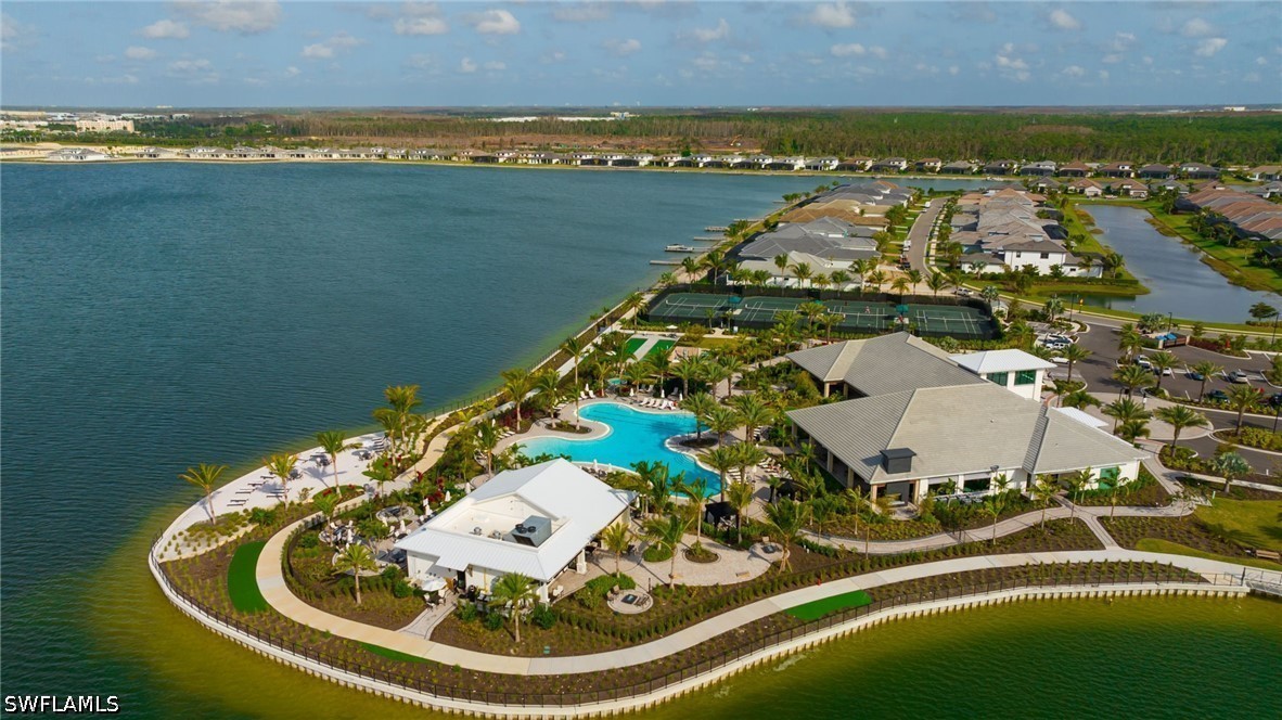 2 Bed Waterfront Home for Sale in Fort Myers, photo 32