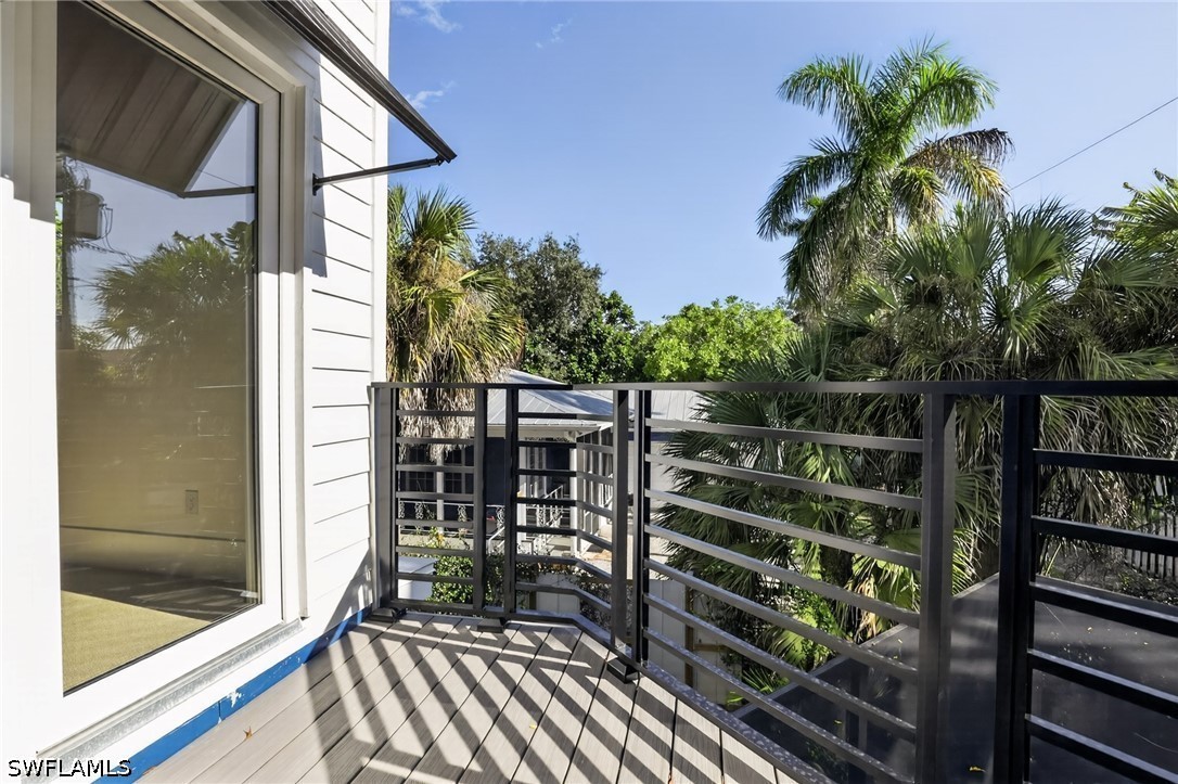 3 Bed SingleFamilyResidence for Sale in Rock Harbor, photo 32