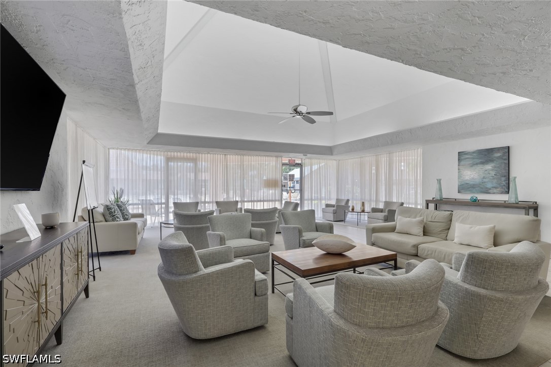1 Bed Condominium for Sale in Naples, photo 32