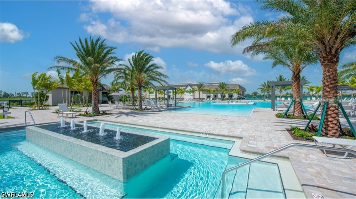3 Bed Pool Home for Sale in Verdana Village, photo 32