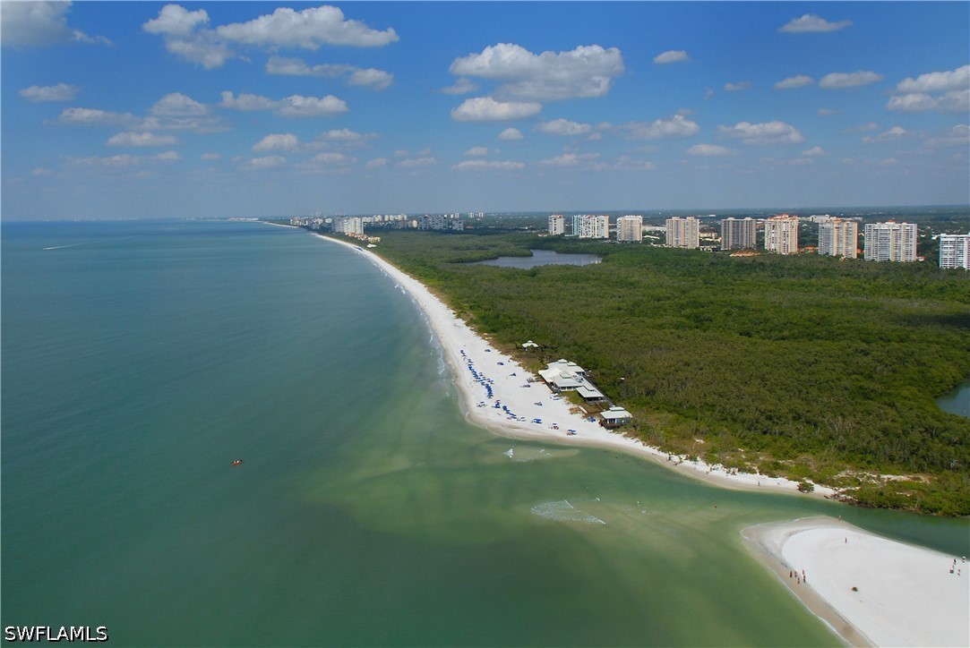 2 Bed Condominium for Sale in Interlachen, photo 32