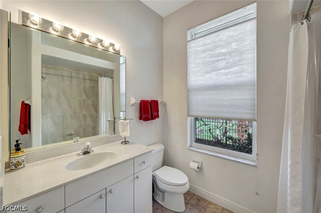 3 Bed Pool Home for Sale in Cape Coral, photo 32