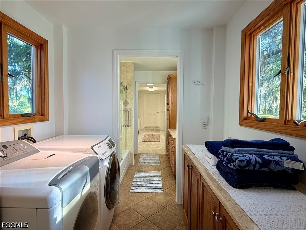 3 Bed Waterfront Home for Sale in Labelle, photo 32