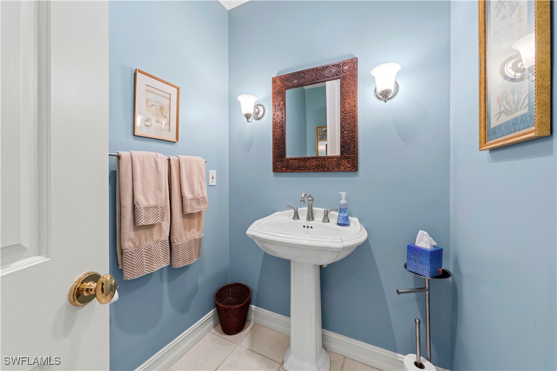 3 Bed Condominium for Sale in Sanibel, photo 33