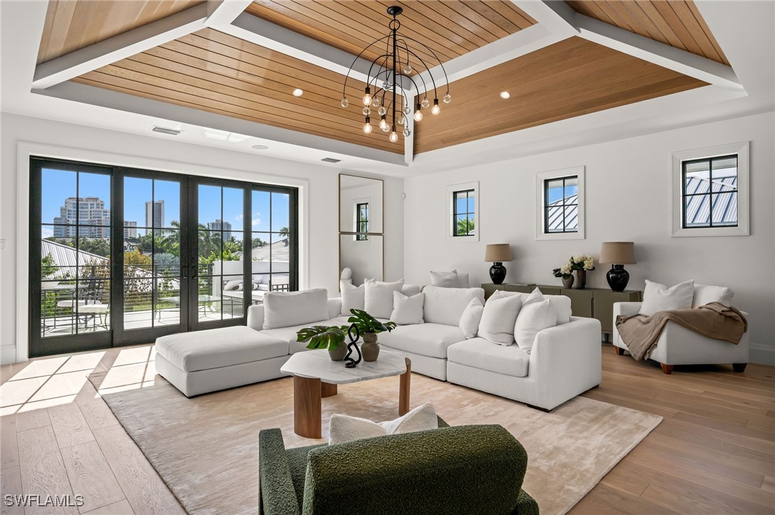 5 Bed Pool Home for Sale in Park Shore, photo 33