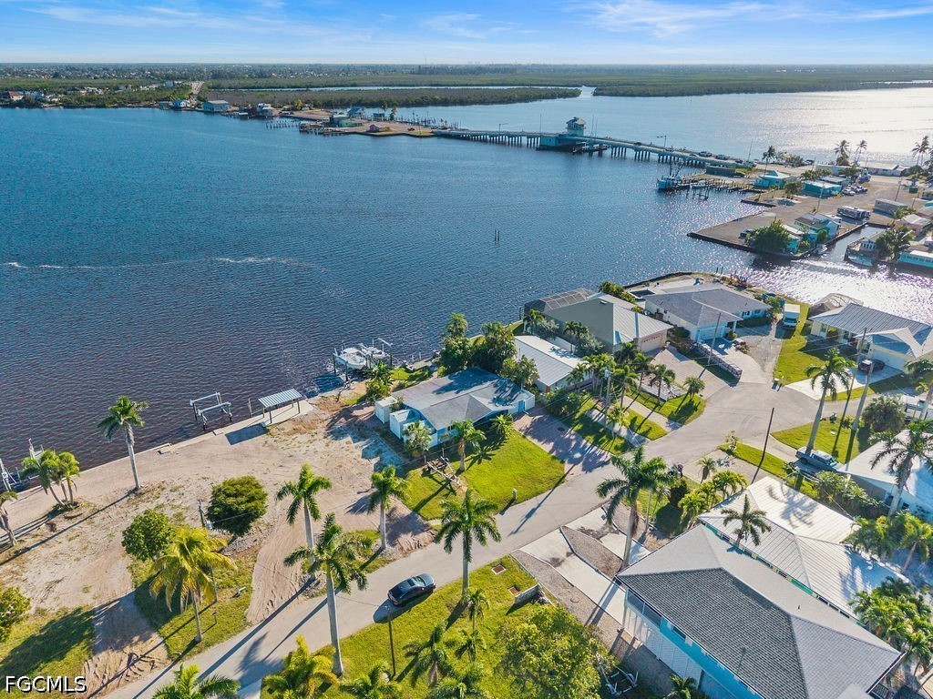 3 Bed Waterfront Home for Sale in Matlacha, photo 33