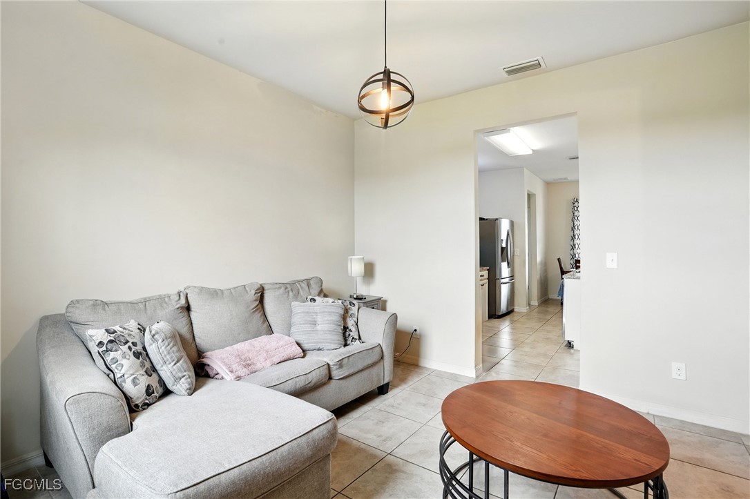 4 Bed SingleFamilyResidence for Sale in Cape Coral, photo 33