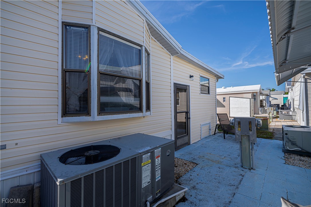 1 Bed ManufacturedHome for Sale in North Fort Myers, photo 33