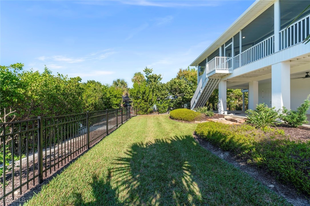 4 Bed Waterfront Home for Sale in Del Sega, photo 33