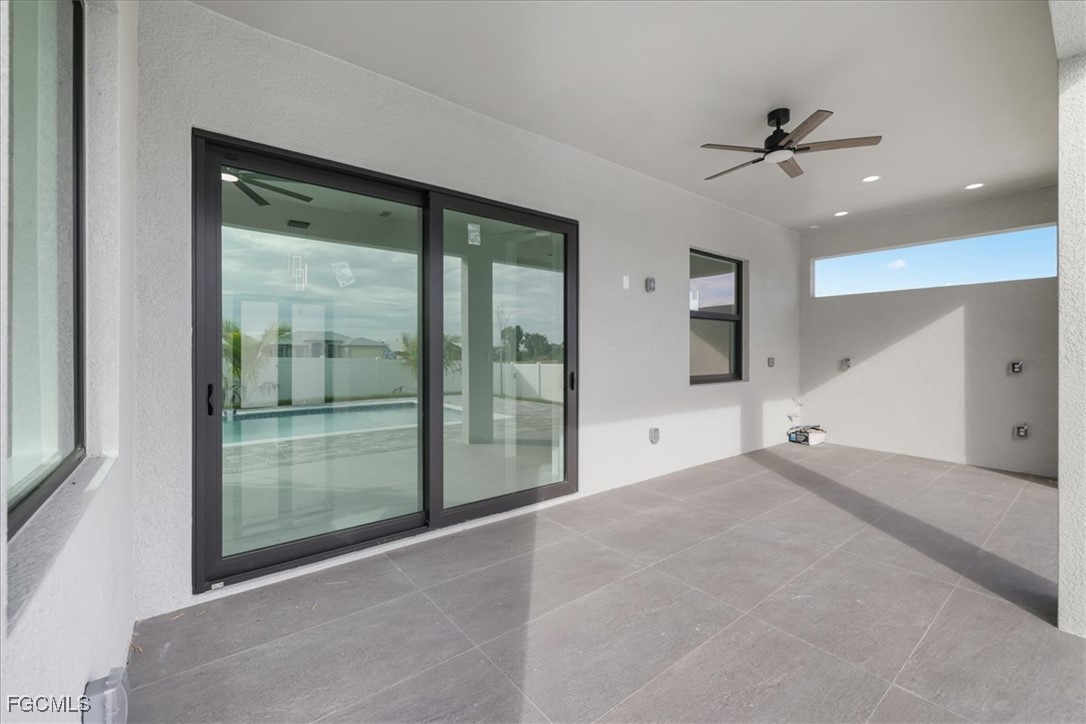 3 Bed SingleFamilyResidence for Sale in Port Charlotte, photo 33
