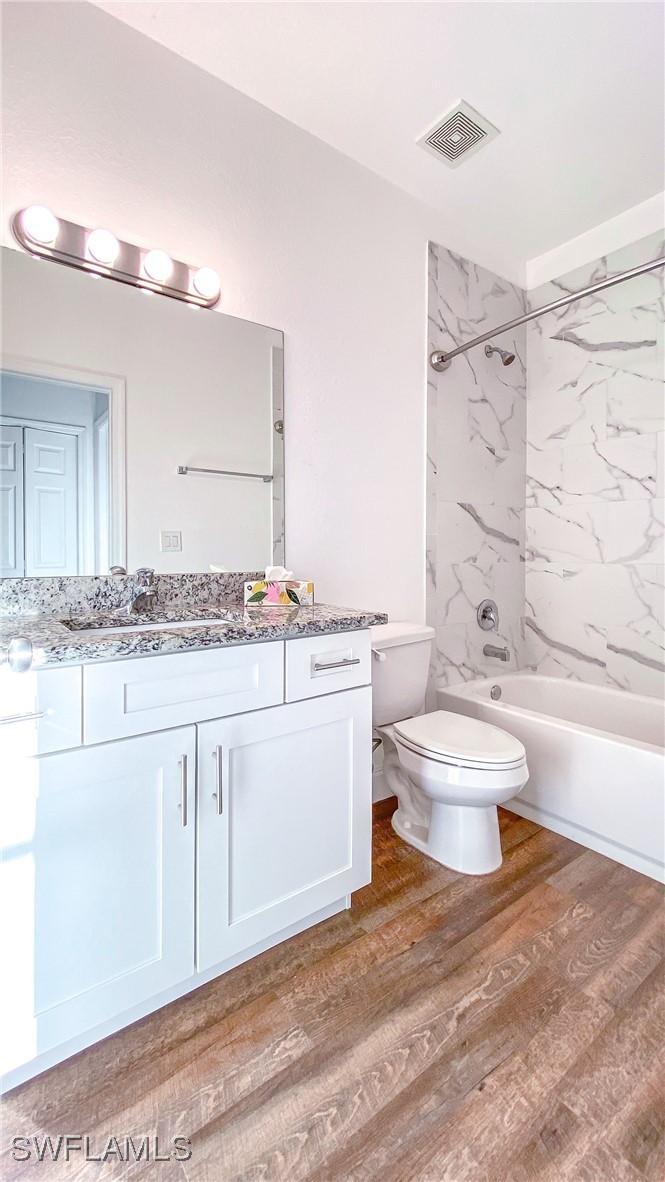 3 Bed SingleFamilyResidence for Sale in Cape Coral, photo 33