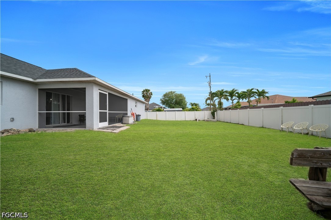 4 Bed SingleFamilyResidence for Sale in Cape Coral, photo 33