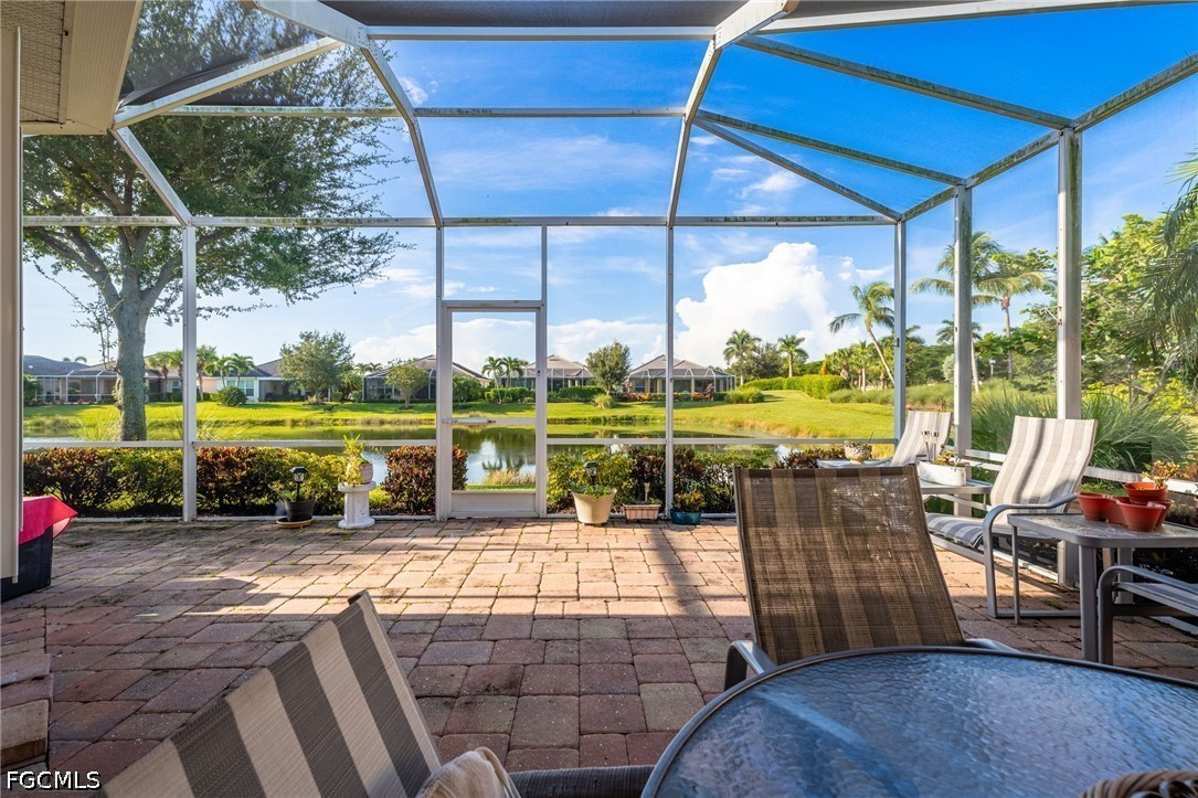 2 Bed Waterfront Home for Sale in Sandoval, photo 33