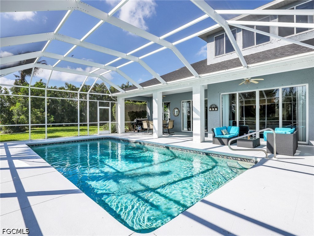 3 Bed Pool Home for Sale in Cape Coral, photo 33