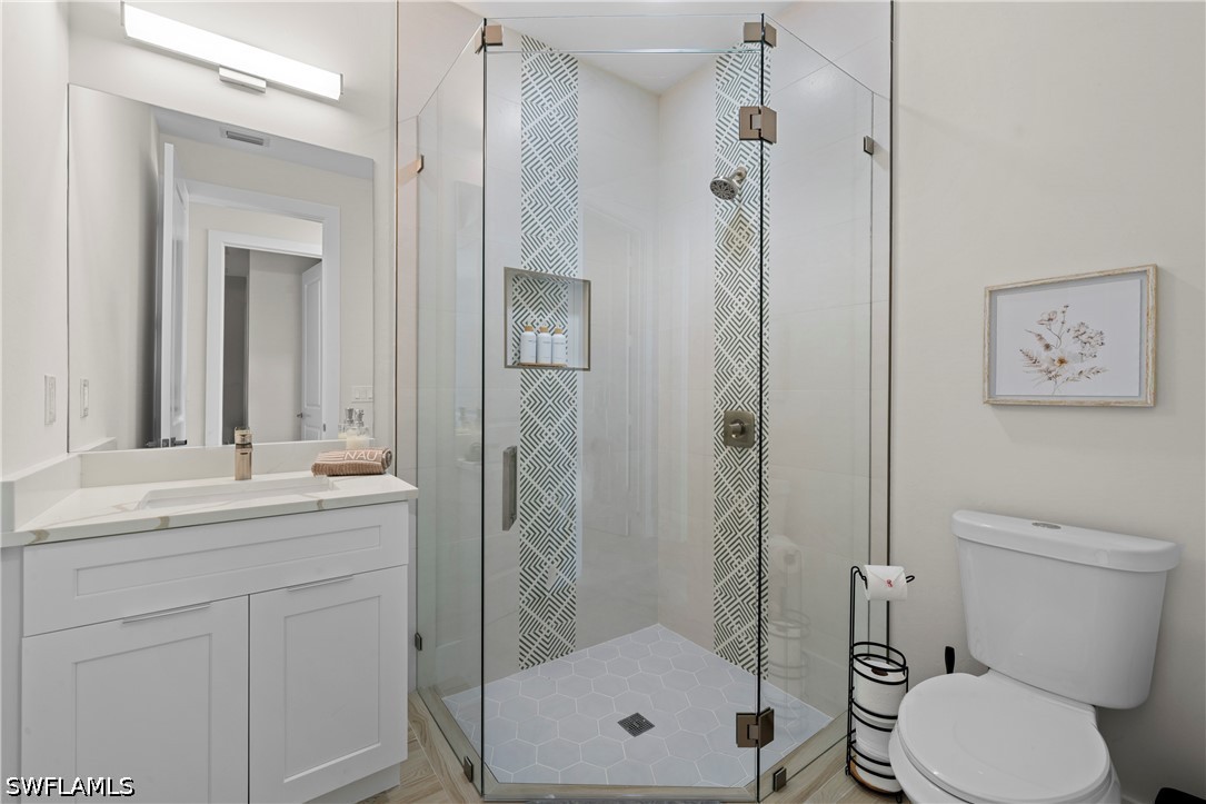 4 Bed SingleFamilyResidence for Sale in Naples, photo 33