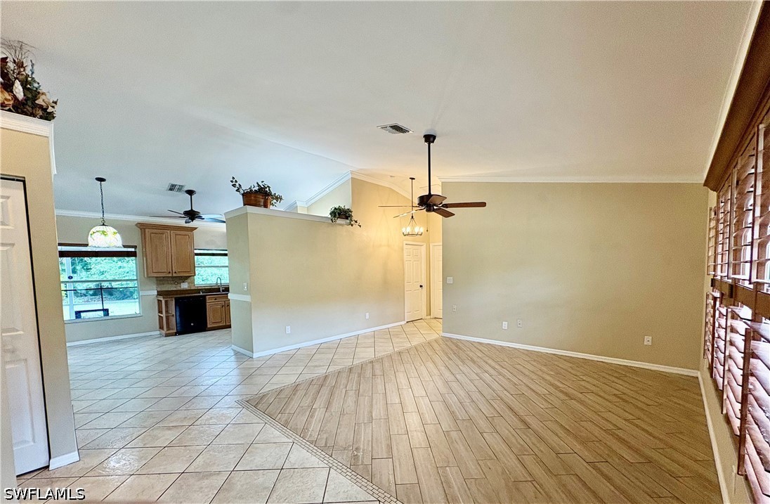 3 Bed SingleFamilyResidence for Sale in Naples, photo 33
