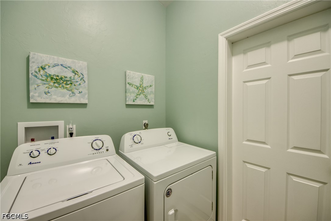3 Bed Pool Home for Sale in Cape Coral, photo 33