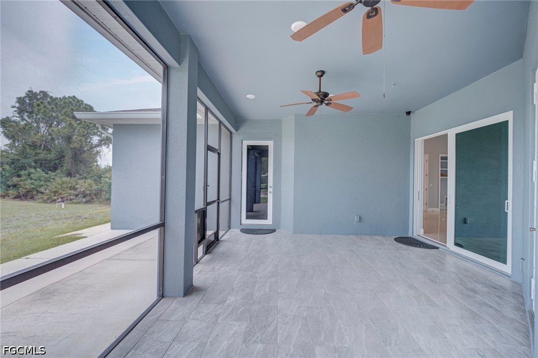 4 Bed SingleFamilyResidence for Sale in Lehigh Acres, photo 33