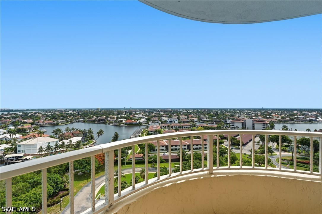 2 Bed Waterfront Home for Sale in Marco Island, photo 33