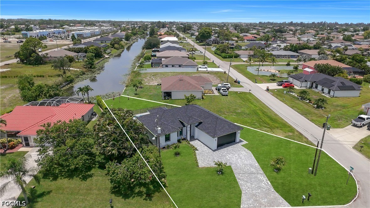 3 Bed Pool Home for Sale in Cape Coral, photo 33
